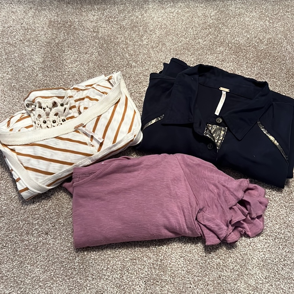 LOT of FREE PEOPLE shirts size XS